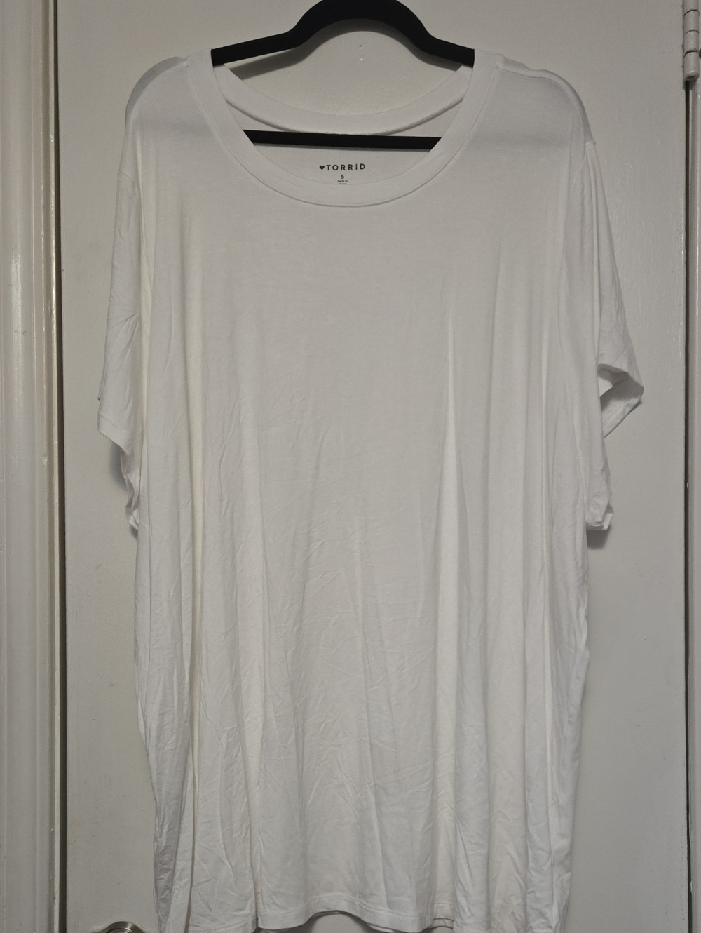 torrid White Short Sleeve Crew Tee - Super Soft